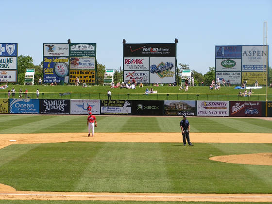 A day at the beach / Ballpark